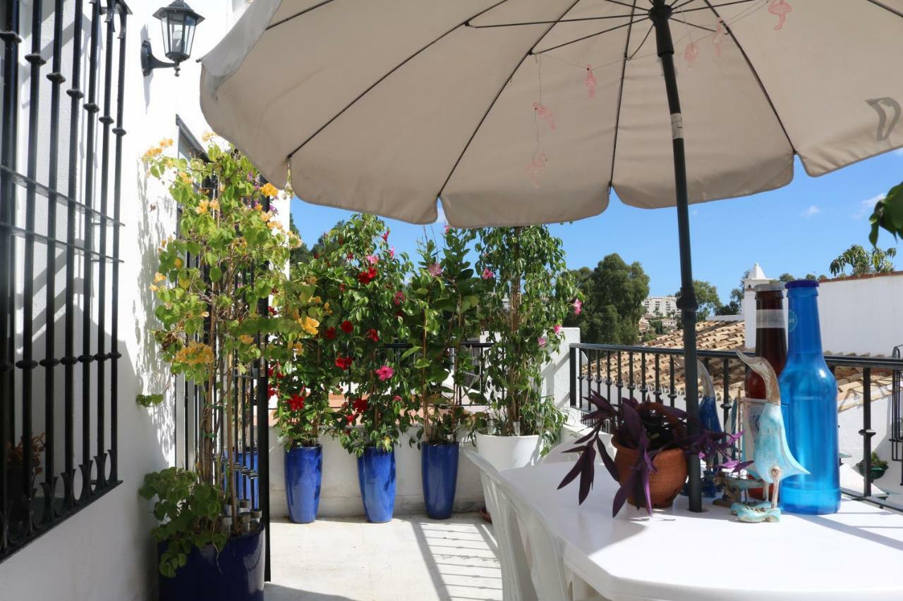 A Place Under The Sun And Near The Water Torremuelle ภายนอก รูปภาพ